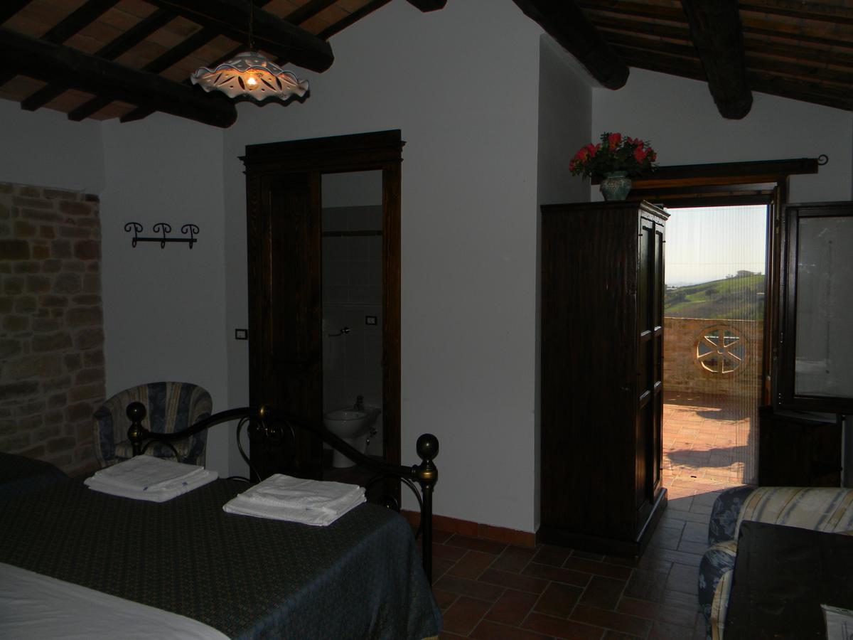 Azienda Agrituristica Colle San Giorgio Castiglione Messer Raimondo Exteriér fotografie
